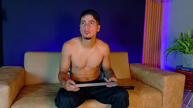 criss hardcock  online show from 20, 6, 2026