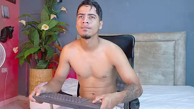 criss hardcock  online show from 22, 5, 2026