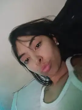 Amarantha 222 online show from 1, 6, 2026