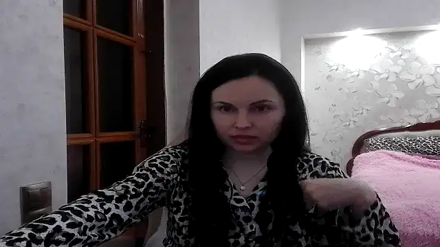 Snapshot of viktoria11x chatting on 7, 6, 2026 viktoria11x online show from 7, 6, 2026