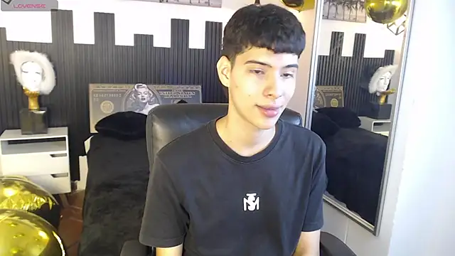Snapshot of mateo_daza chatting on 15, 5, 2026 mateo daza online show from 15, 5, 2026