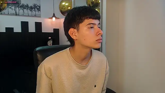 Snapshot of mateo_daza chatting on 19, 5, 2026 mateo daza online show from 19, 5, 2026