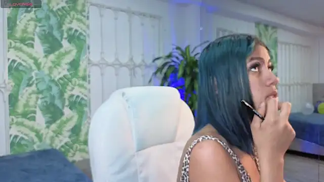 baby julieta00 online show from 18, 6, 2026