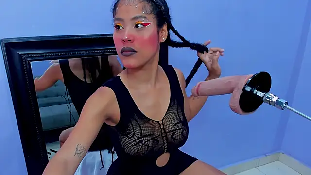 Snapshot of sharonbombo chatting on 16, 6, 2026 sharonbombo online show from 16, 6, 2026