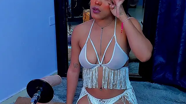 Snapshot of sharonbombo chatting on 30, 5, 2026 sharonbombo online show from 30, 5, 2026