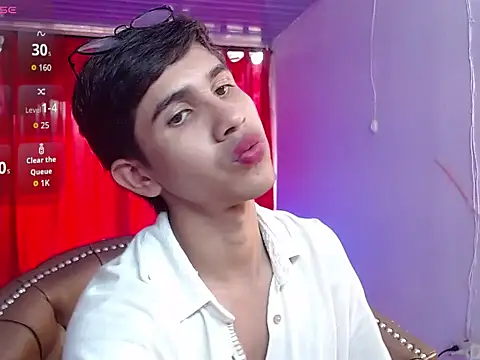 Snapshot of joshua_saenz_ chatting on 2, 6, 2026 joshua saenz online show from 2, 6, 2026
