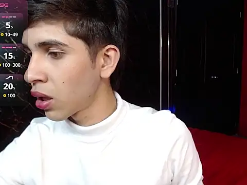Snapshot of joshua_saenz_ chatting on 27, 5, 2026 joshua saenz online show from 27, 5, 2026