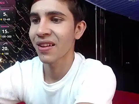 Snapshot of joshua_saenz_ chatting on 4, 6, 2026 joshua saenz online show from 4, 6, 2026