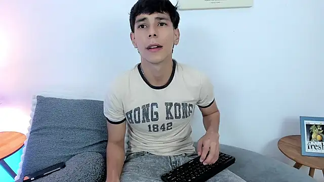 Snapshot of jacob_colliins chatting on 15, 5, 2026 jacob colliins online show from 15, 5, 2026