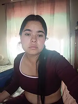 Snapshot of MiiaHott_W chatting on 30, 5, 2026 MiiaHott W online show from 30, 5, 2026