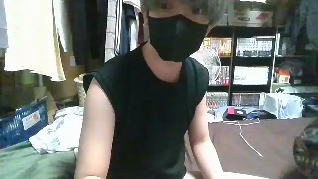 Snapshot of kazupan22 chatting on 2, 6, 2026 kazupan22 online show from 2, 6, 2026