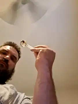 Snapshot of BillyBrb chatting on 8, 5, 2026 BillyBrb online show from 8, 5, 2026
