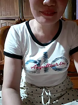 Snapshot of -Trici- chatting on 27, 6, 2026 -Trici- online show from 27, 6, 2026