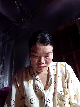 Snapshot of -Trici- chatting on 9, 6, 2026 -Trici- online show from 9, 6, 2026