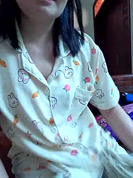 Snapshot of -Trici- chatting on 11, 6, 2026 -Trici- online show from 11, 6, 2026