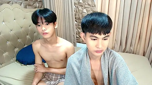 UrcutieguyxLover online show from 8, 5, 2026