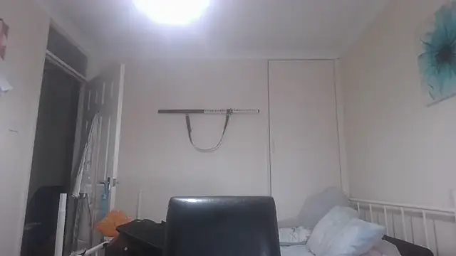 Snapshot of LouiseLovell chatting on 29, 5, 2026 LouiseLovell online show from 29, 5, 2026