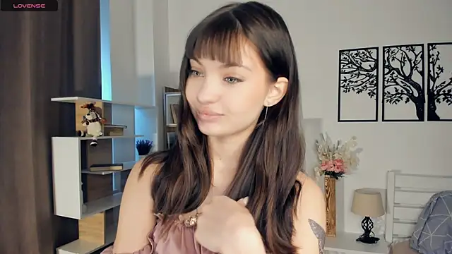 LupitaSolt online show from 1, 6, 2026