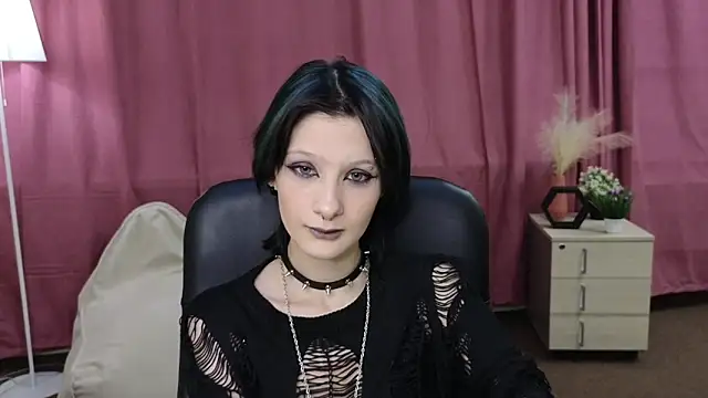 Snapshot of PearleneBolfa chatting on 13, 5, 2026 PearleneBolfa online show from 13, 5, 2026