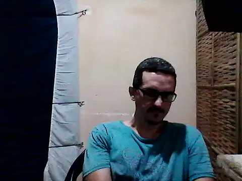 Snapshot of DouglasBr22 chatting on 10, 5, 2026 DouglasBr22 online show from 10, 5, 2026