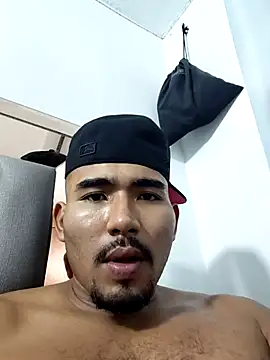 Snapshot of AndrssGold chatting on 3, 6, 2026 AndrssGold online show from 3, 6, 2026