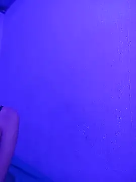 Violet glow online show from 19, 6, 2026