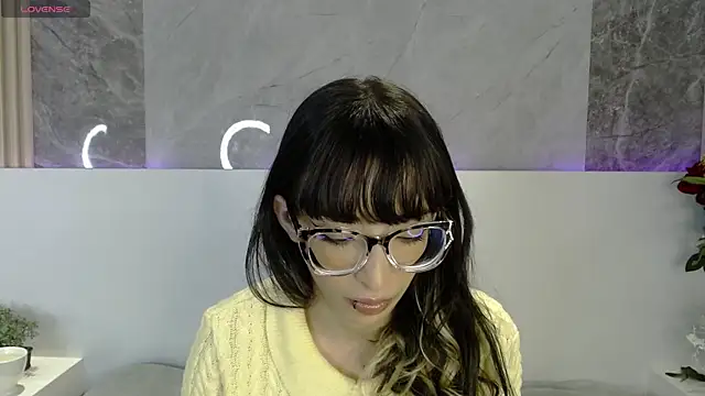 EmiliaBell  online show from 3, 6, 2026