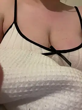 Snapshot of NaughtyMary2507 chatting on 10, 5, 2026 NaughtyMary2507 online show from 10, 5, 2026