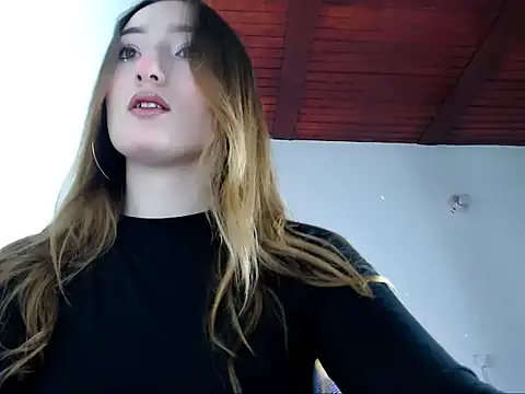 Snapshot of Valery_Salmons chatting on 22, 5, 2026 Valery Salmons online show from 22, 5, 2026