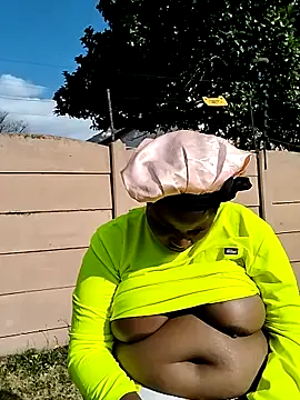 JuicyHoney 01 online show from 27, 6, 2026