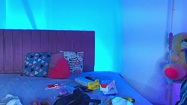 mia gyutarouwu online show from 25, 6, 2026