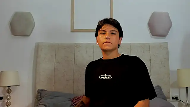 Snapshot of _maximo_1 chatting on 9, 5, 2026 maximo 1 online show from 9, 5, 2026