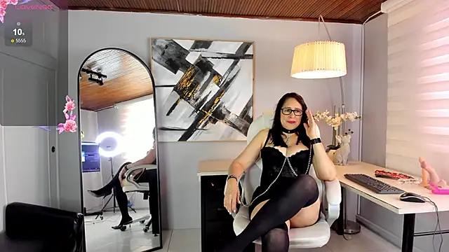 Bella milff  online show from 22, 5, 2026