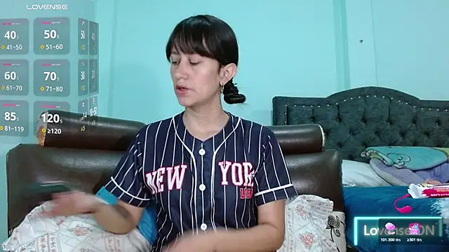 Snapshot of Ainhoa_wish chatting on 1, 6, 2026 Ainhoa wish online show from 1, 6, 2026