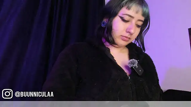 Snapshot of LarissaHell chatting on 26, 6, 2026 LarissaHell online show from 26, 6, 2026