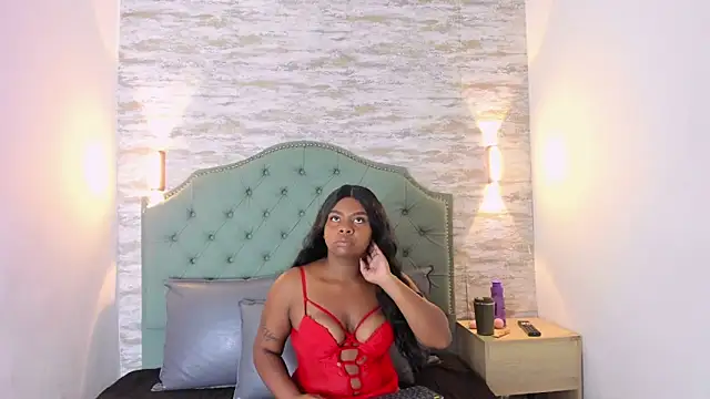 DannaWhisper online show from 19, 5, 2026