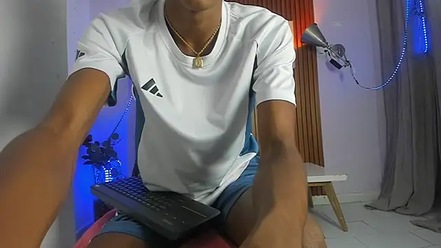 Afrowayuu online show from 15, 5, 2026