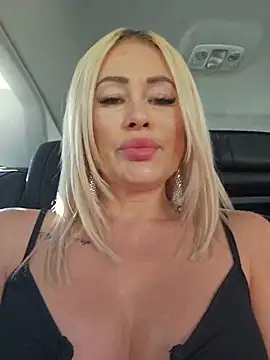 Snapshot of MILFBARBY chatting on 29, 6, 2026 MILFBARBY online show from 29, 6, 2026