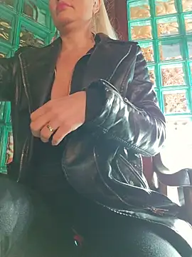 MILFBARBY online show from 11, 3, 2026