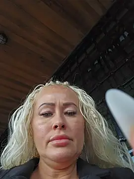 Snapshot of MILFBARBY chatting on 1, 10, 2025 MILFBARBY online show from 1, 10, 2025