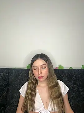 Sarisloves online show from 27, 6, 2026