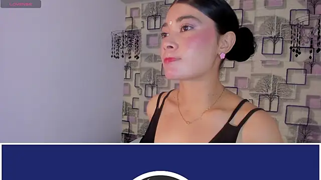 Snapshot of emilly_duque chatting on 25, 6, 2026 emilly duque online show from 25, 6, 2026