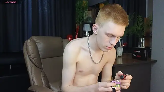 Snapshot of Tommy_CrashXXX chatting on 22, 5, 2026 Tommy CrashXXX online show from 22, 5, 2026