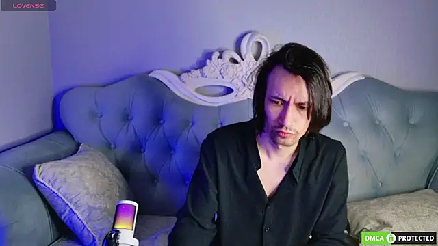 CalvinChapman online show from 18, 5, 2026
