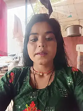 Snapshot of Mahi_Love0143 chatting on 3, 8, 2026 Mahi Love0143 online show from 3, 8, 2026