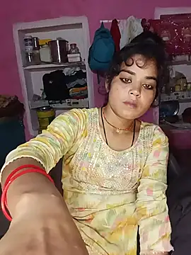 Snapshot of Mahi_Love0143 chatting on 4, 8, 2026 Mahi Love0143 online show from 4, 8, 2026