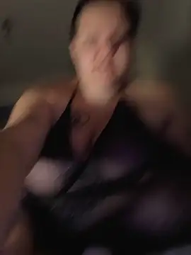 BadMommyyyyy online show from 7, 6, 2026