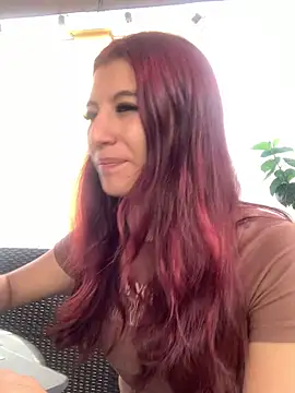 EveRave Pink online show from 3, 6, 2026