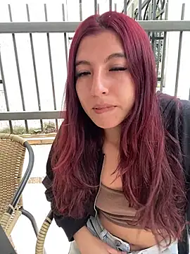 EveRave Pink online show from 4, 6, 2026