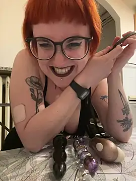 Snapshot of Myssevelyn chatting on 12, 7, 2026 Myssevelyn online show from 12, 7, 2026